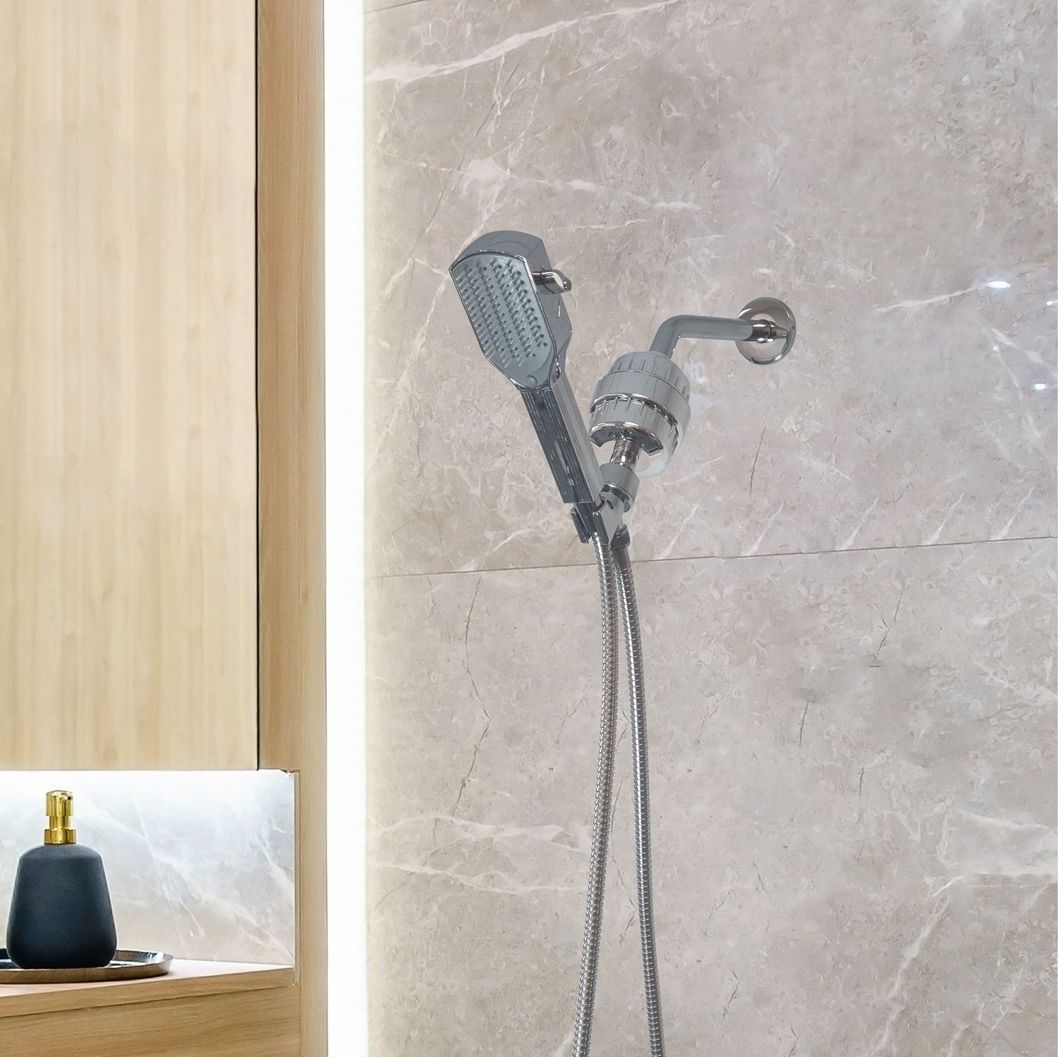 MineralStream Detangler Comb Shower Head