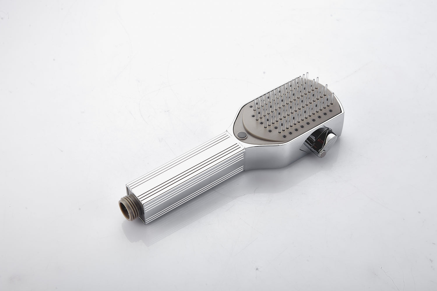 MineralStream Detangler Comb Shower Head